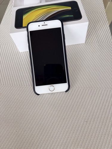 Apple iphone model silver - iphone,
